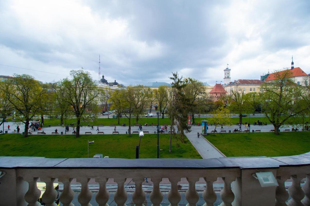 Opera Passage Hotel & Apartments Lviv Exterior photo