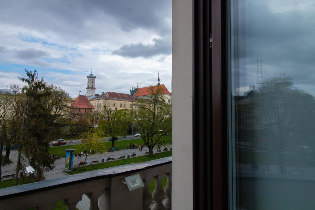 Opera Passage Hotel & Apartments Lviv Exterior photo